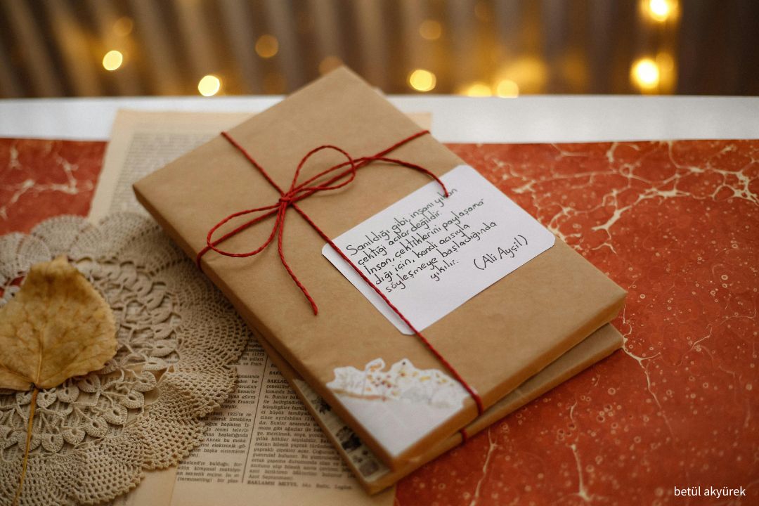 12/19(四) 行動書車-Bind Date with a book